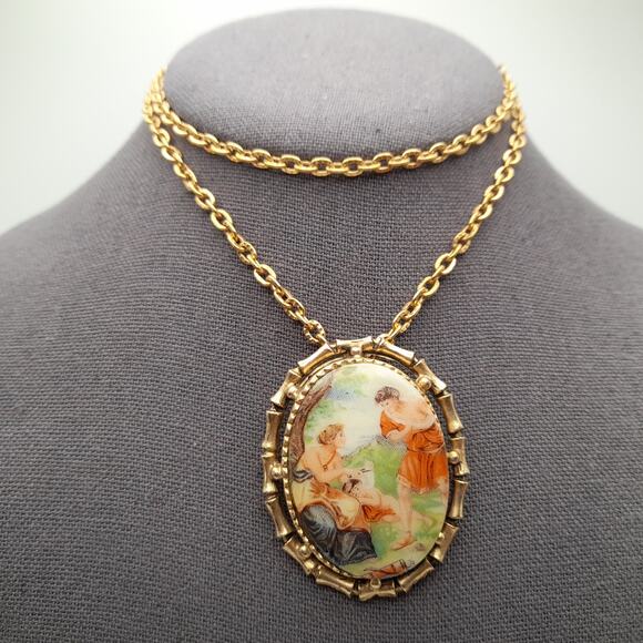 Vintage Renaissance Oval Brooch Pendent Necklace, 1950s, Collectible Jewelry - Picture 1 of 9